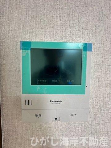 藤沢市鵠沼海岸7丁目　新築戸建　全３棟のセキュリティ|TVモニター付きインターフォン