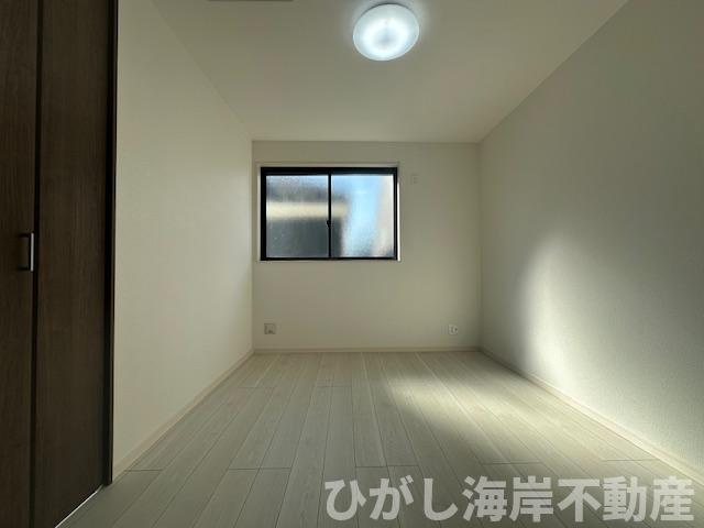 藤沢市鵠沼海岸7丁目　新築戸建　全３棟の子供部屋|5.2帖　洋室