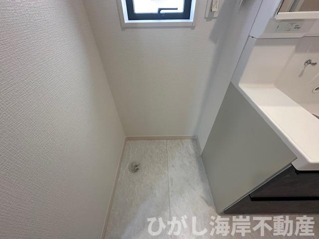 藤沢市鵠沼海岸7丁目　新築戸建　全３棟のランドリースペース|洗濯機置場