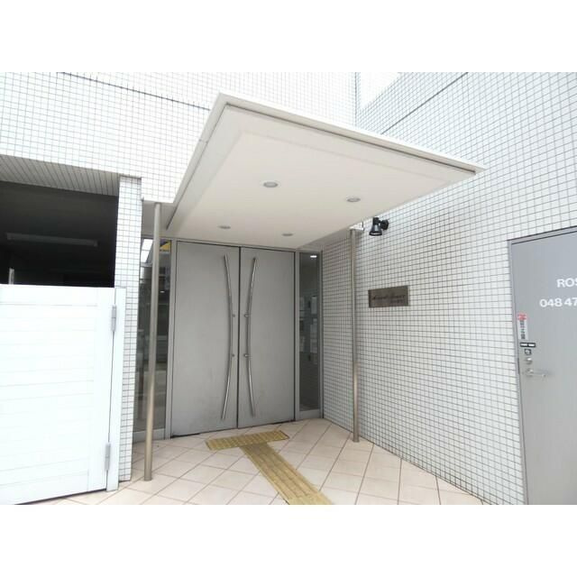 アクシーズタワー川口栄町Ⅰのエントランス