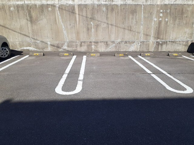【駐車場】 | レオーネ