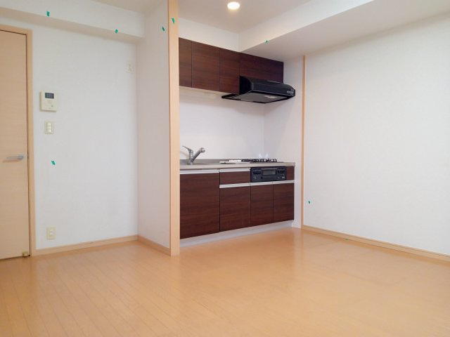 川崎市麻生区黒川の賃貸マンションの居間・リビング