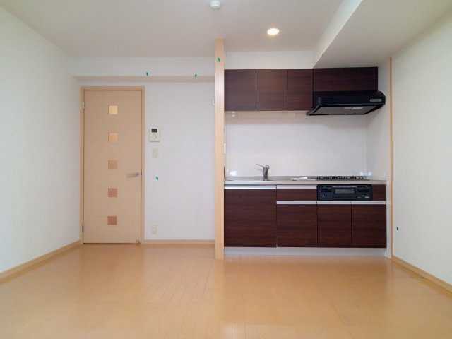 川崎市麻生区黒川の賃貸マンションの居間・リビング