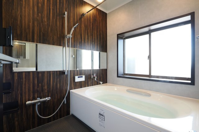 伊東市八幡野プールの家の浴室