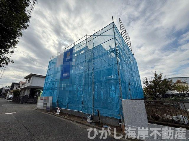 平塚市大神3丁目　新築戸建の外観|11月8日撮影　建築中　現地外観