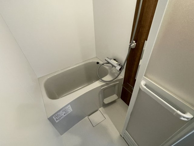 【浴室】 | サンメイプル庄内