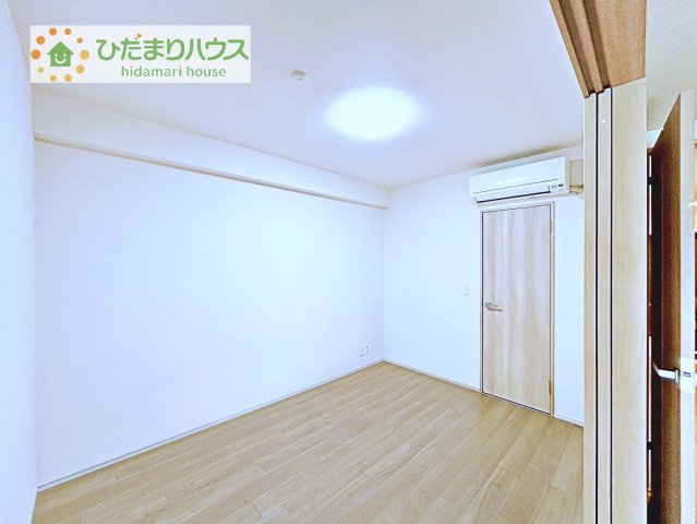 【洋室】 | レーベン守谷ザ・スクエア　ウエストコート | リビング隣接のお部屋は寝室にも、来客様にも対応が可能。