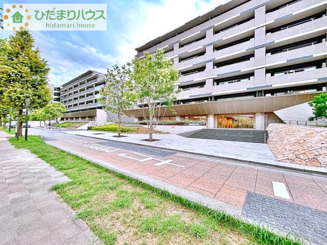 【外観】 | レーベン守谷ザ・スクエア　ウエストコート | 守谷始発駅利用・ヨークタウン隣接・共用施設多数の快適マンションです。