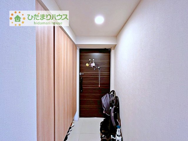 【玄関】 | レーベン守谷ザ・スクエア　ウエストコート | 大型のシューズボックスで収納もスッキリします。