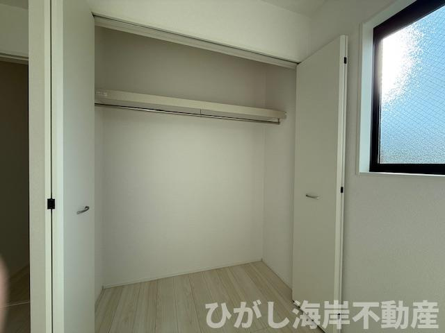 平塚市中里　新築戸建　全２棟の収納|各居室　収納スペース付き