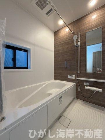 平塚市中里　新築戸建　全２棟の浴室|1坪タイプ　ユニットバス