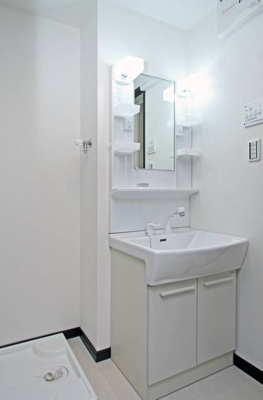 【独立洗面台】 | ラ・フォート東日暮里 | 独立洗面台、朝の身支度には欠かせません