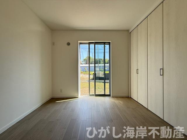 茅ヶ崎市香川5丁目　新築戸建　全10棟の寝室|5.5帖　納戸