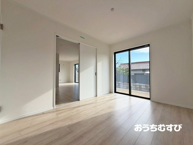 守山区大森北1丁目（残1棟）の洋室