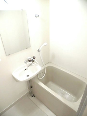 【浴室】 | エルディムナツメＤ | 落ち着いた空間のお風呂です