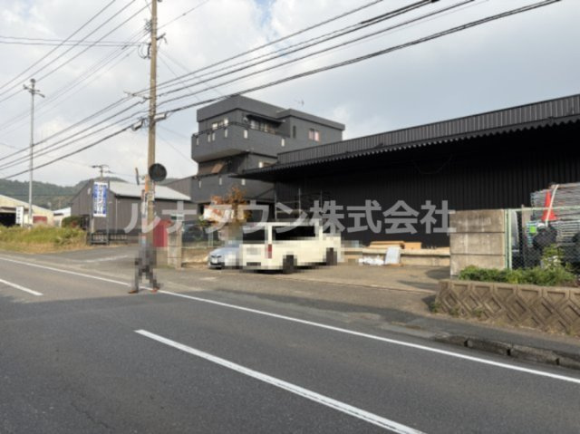 植木倉庫事務所の画像