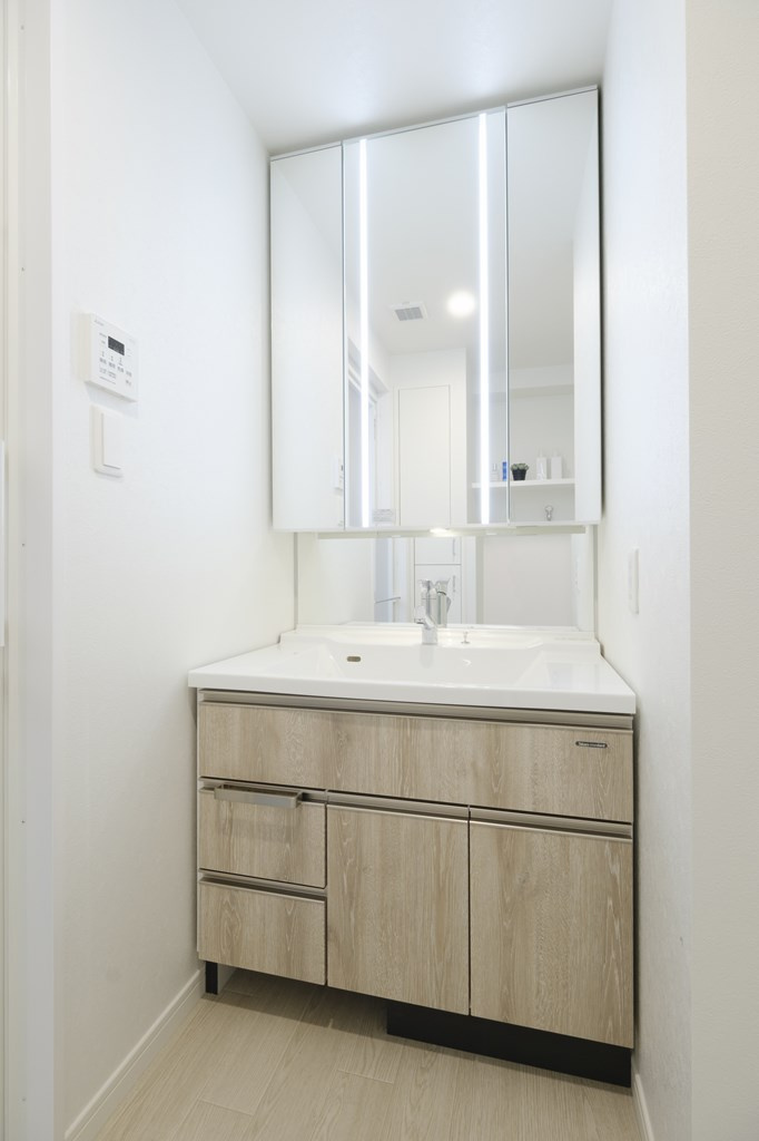 エンクレスト天神南PUREの洗面所|使いやすい洗面所です