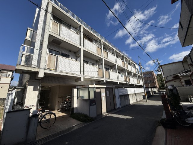 プレステージ天神Ⅳの外観