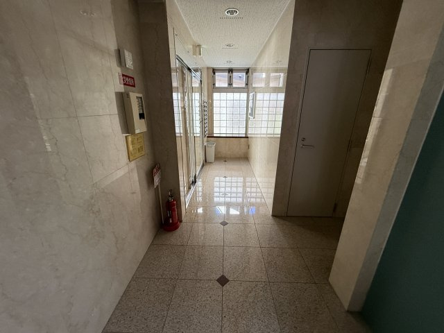 プレステージ天神Ⅳのロビー