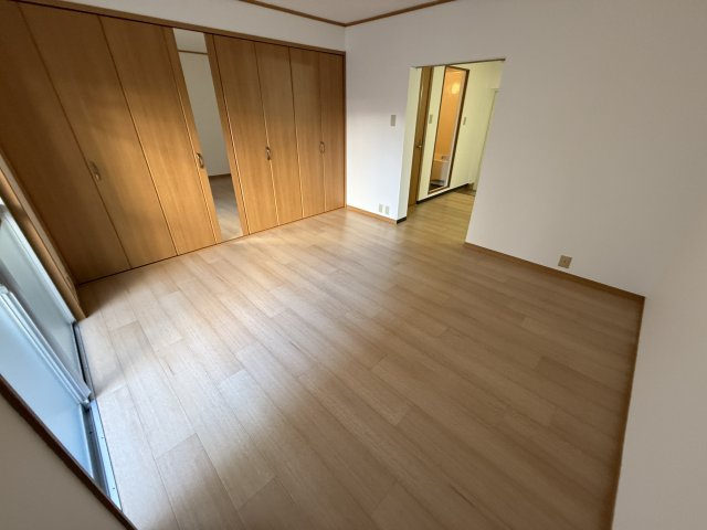 ルクン服部の寝室