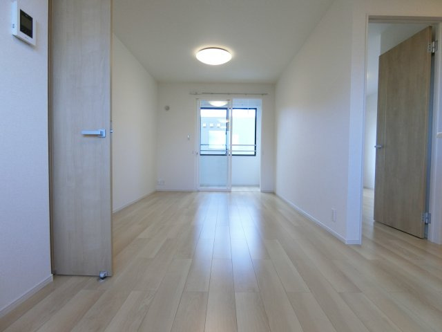 ブルーオーシャン・レジデンスＡの居間・リビング