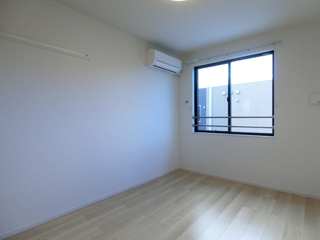 ブルーオーシャン・レジデンスＡの洋室