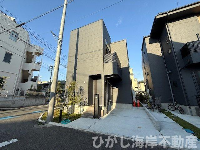 藤沢市辻堂東海岸３丁目　新築戸建　全２棟の前面道路含む現地写真|現地外観