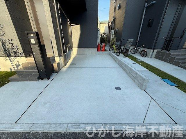 藤沢市辻堂東海岸３丁目　新築戸建　全２棟の駐車場|駐車スペース