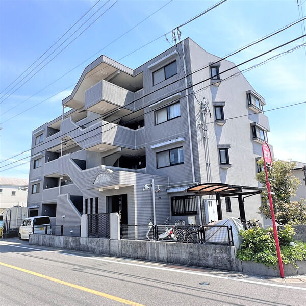 ロイヤル柴田の外観