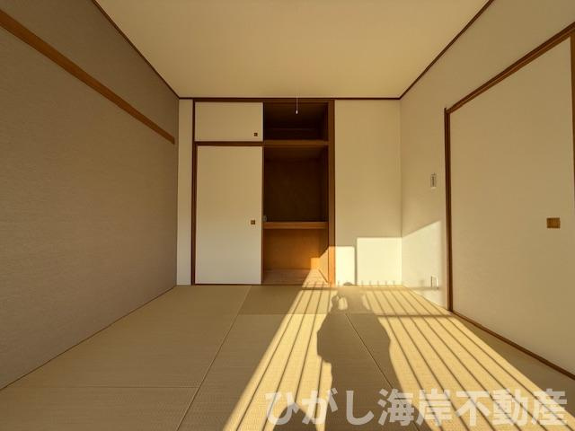 ライフコア茅ヶ崎の寝室|新規リフォーム完了！　6帖　洋室