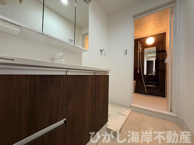 ライフコア茅ヶ崎の脱衣所|新規リフォーム完了！　脱衣スペース