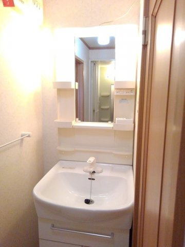 エスト　ボヌール　Ａ棟の洗面所