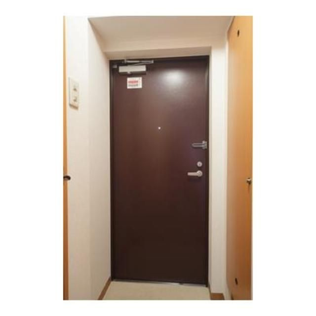 ラ　ソラ－ナの玄関