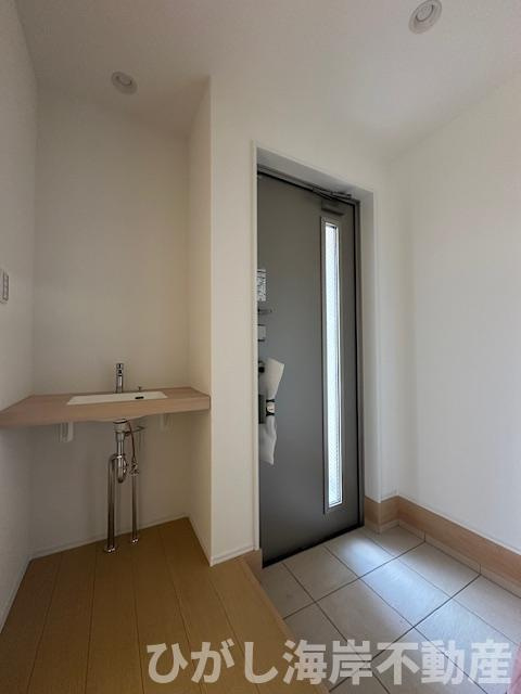 藤沢市辻堂東海岸1丁目　新築戸建　全２棟の玄関|玄関