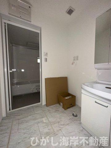 藤沢市辻堂東海岸1丁目　新築戸建　全２棟の脱衣所|脱衣スペース