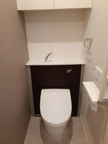 バイリンのトイレ|ゆったりとした空間のトイレです