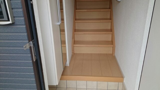 ウエストサイドケープの玄関|毎日通る玄関はこちらです