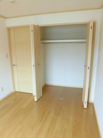 エルディムナツメＤの収納|便利な収納スペースです