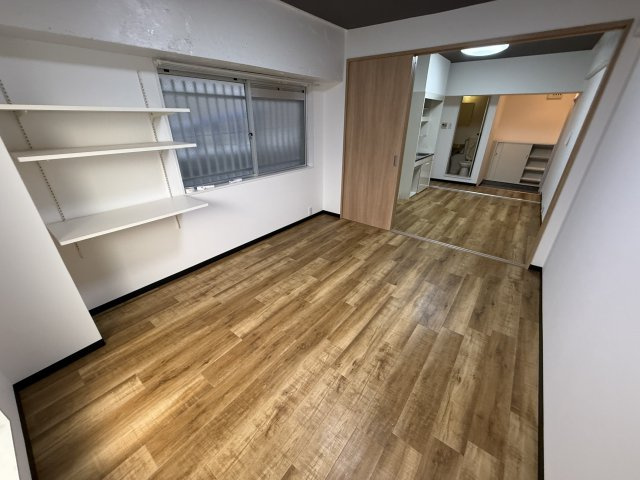 ラ・サルビア桜塚の寝室