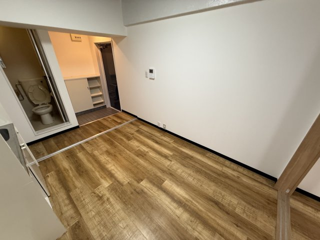 ラ・サルビア桜塚の居間・リビング