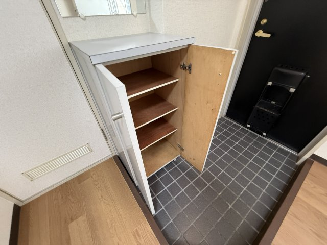 サンパレス２１刀根山の収納