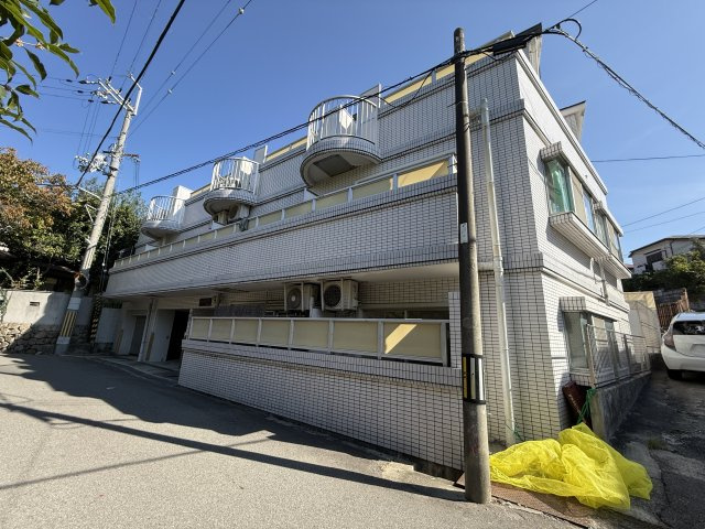 サンパレス２１刀根山の外観