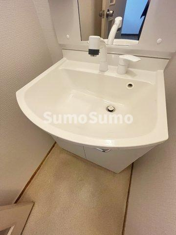 第2細田マンションの独立洗面台