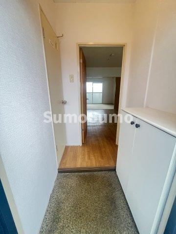 第2細田マンションの玄関