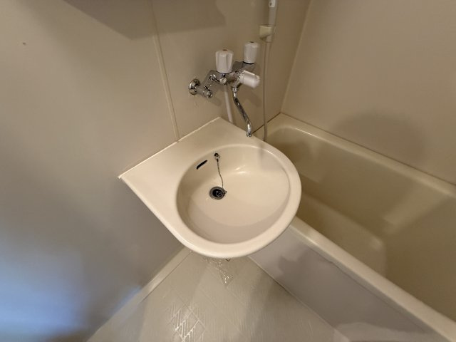 サンパレス２１刀根山の洗面所