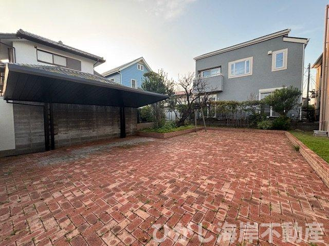藤沢市鵠沼松が岡4丁目　中古戸建の駐車場|駐車スペース4台