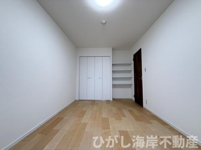 クリオ平塚龍城ケ丘壱番館の寝室|新規リフォーム完了！　7.4帖　洋室