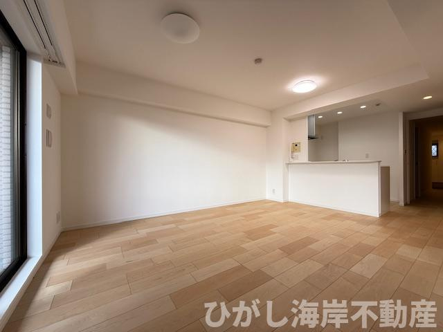 クリオ平塚龍城ケ丘壱番館のダイニング|新規リフォーム完了！　14.1帖　LDK