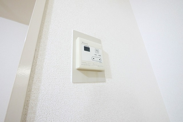 レジデンス桜池の設備|給湯リモコン