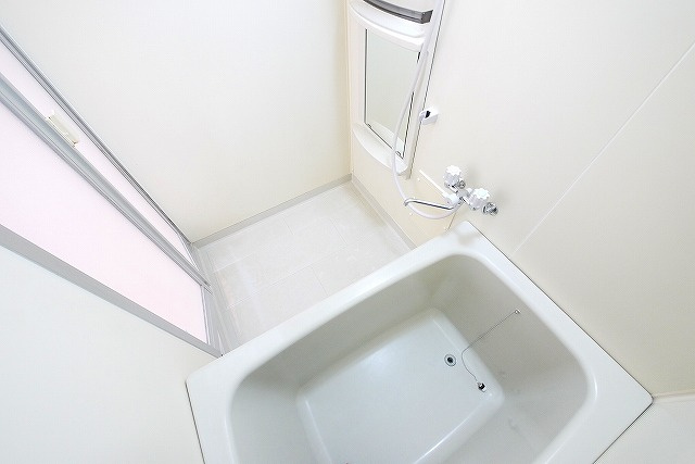 レジデンス桜池の浴室|きれいなお風呂です